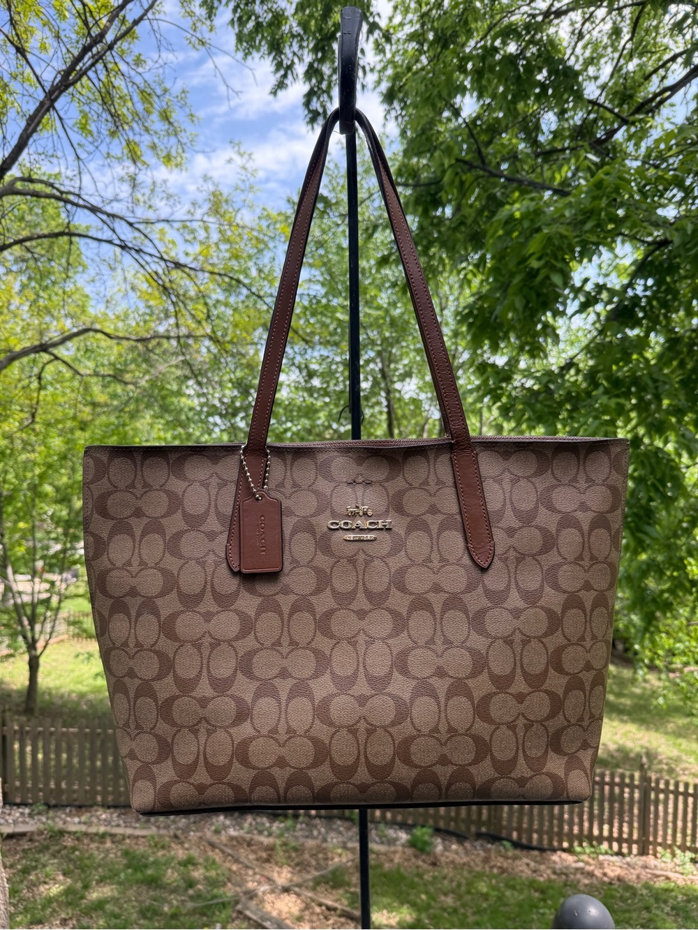 Coach Avenue Signature Tote - brown/tan